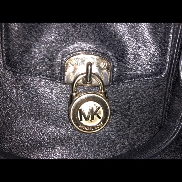 Michael Kors slouchy Hamilton crossbody - Picture 2 of 7